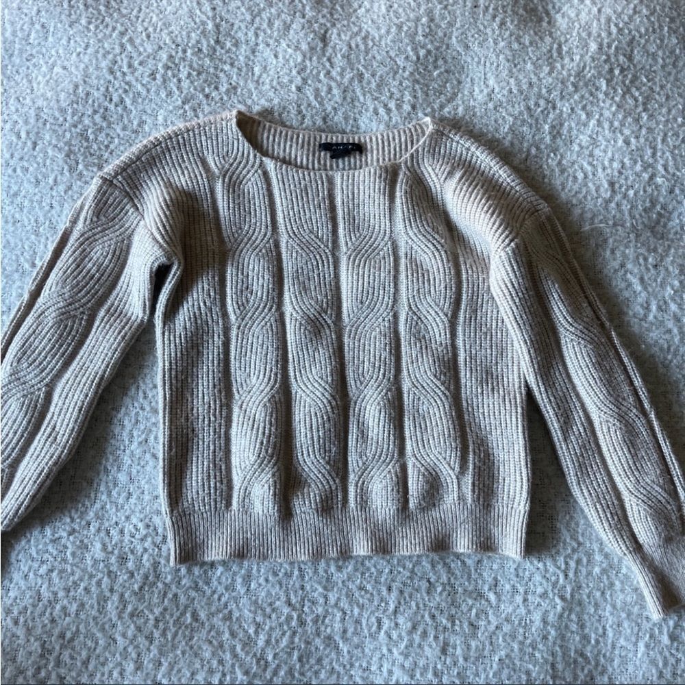 Tahari small sweater‎